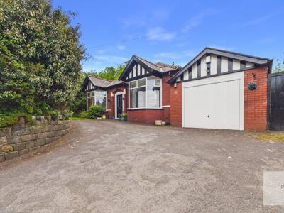 Dales Lane, Whitefield, Manchester